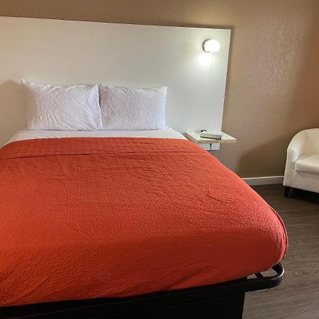 Hotel Eastin Atchison ภายนอก รูปภาพ