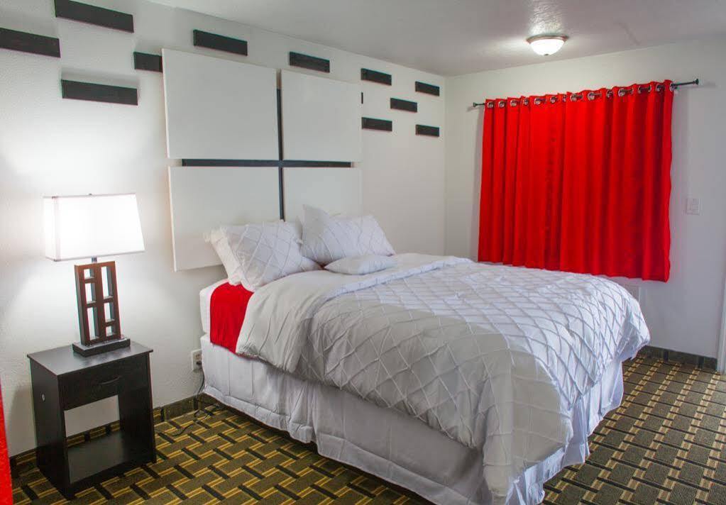 Hotel Eastin Atchison ภายนอก รูปภาพ